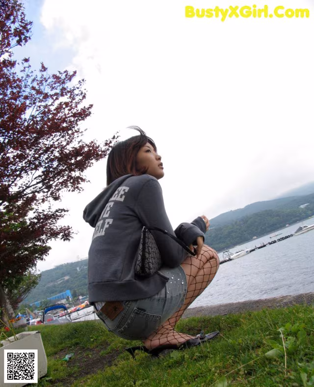 Karen Matsushita - Grey Friend Mom